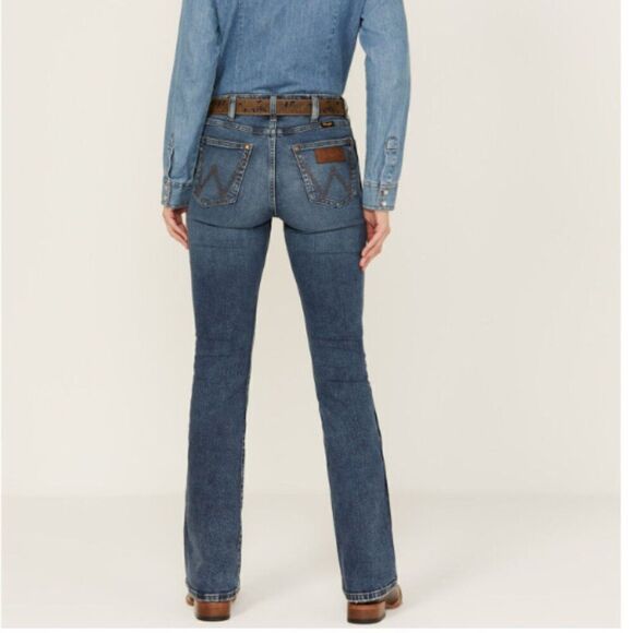 WRANGLER Retro Abigail Medium Wash High Rise Slim Stretch Bootcut Jeans 33x32 - Picture 1 of 10